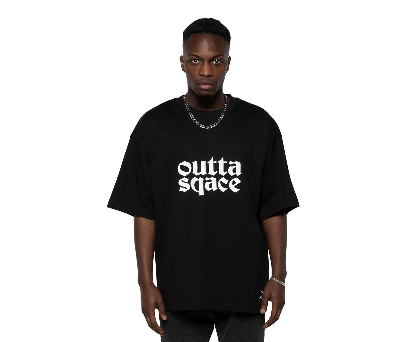 Heavy Oversized T-Shirt aus 100% Baumwolle mit 310 gsm für Frauen und Herren (Unisex). Veredelung mit hochwertigem Logo-Stick und Siebdruck.